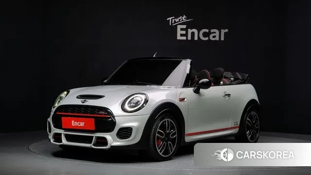 Mini Cooper S Convertible 2018 Серебряный из Кореи