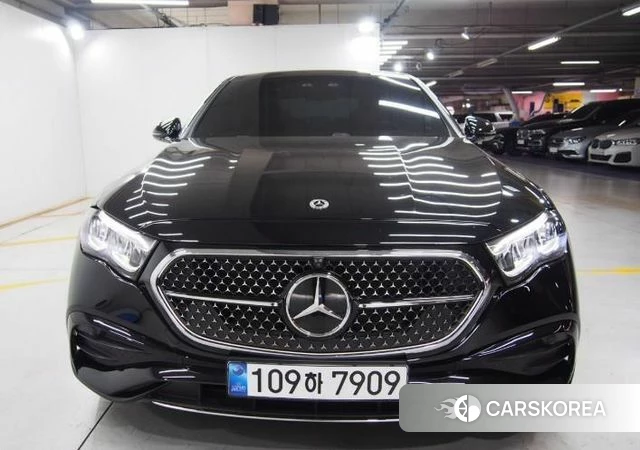 Mercedes-Benz E-Class W214 2025 Черный из Кореи