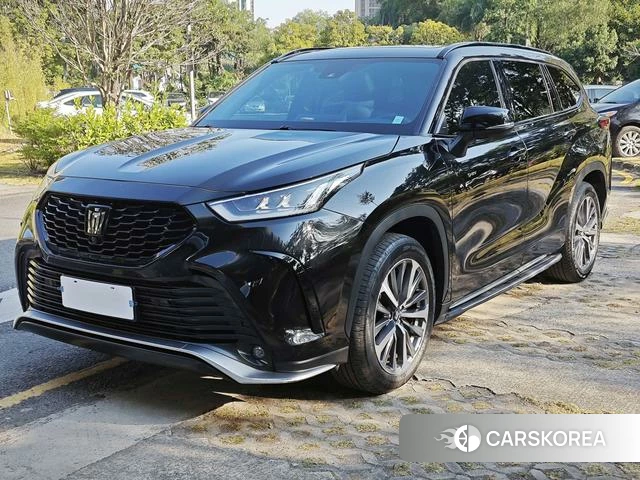 Toyota Crown Lufang 2024 Черный из Китая