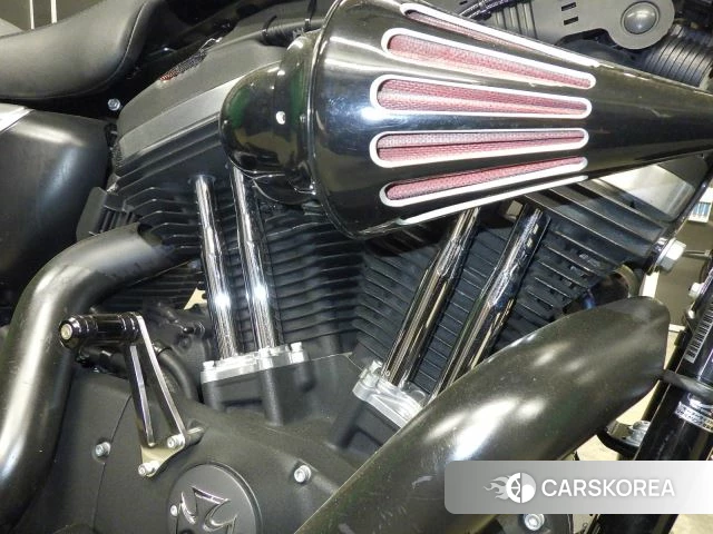 Engine photo
