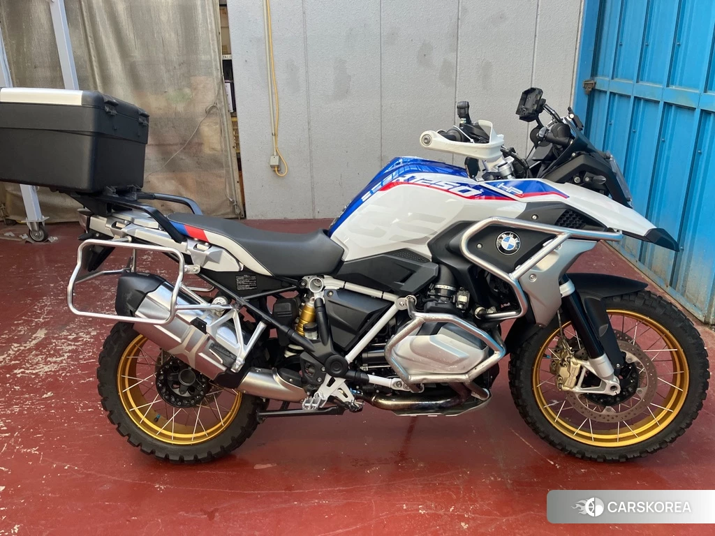 Проданный BMW R1250GS 2019 из Японии