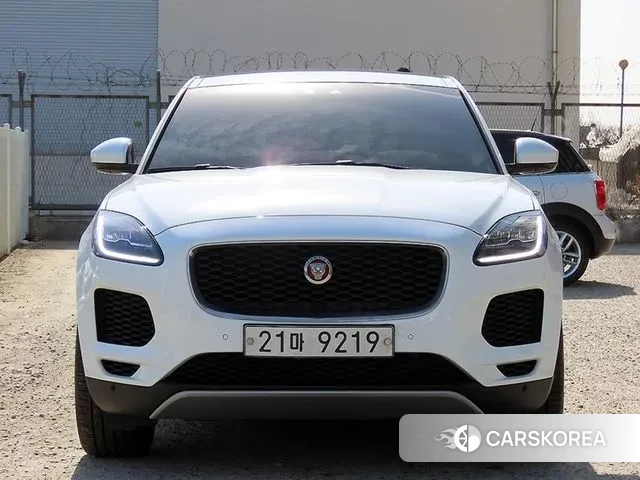 Jaguar E-PACE 2018 Белый из Кореи
