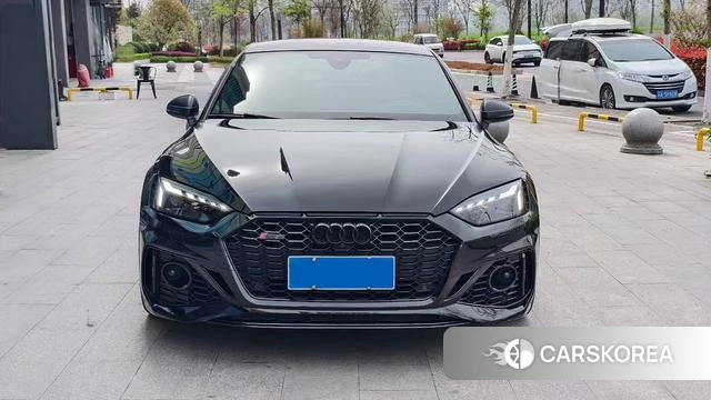 Audi RS 5 2020 Черный из Китая