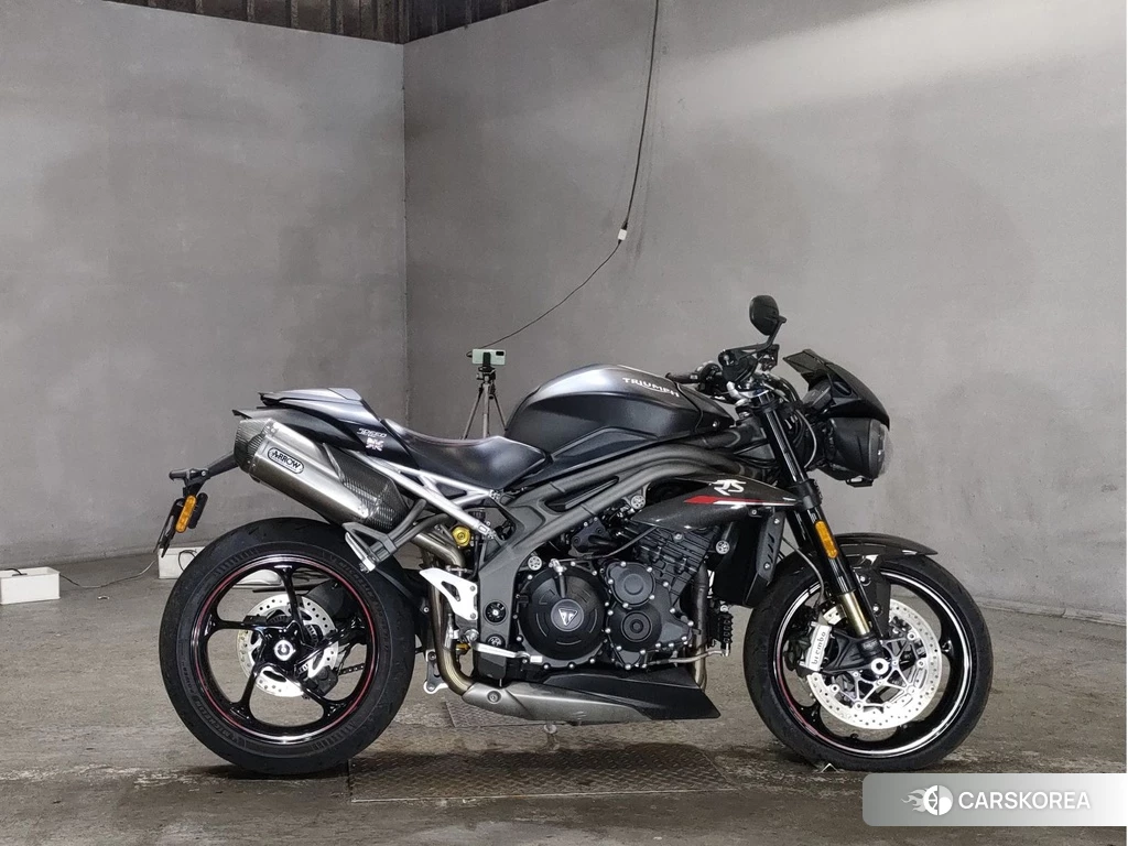 Проданный Triumph SPEED TRIPLE RS 2019 из Японии