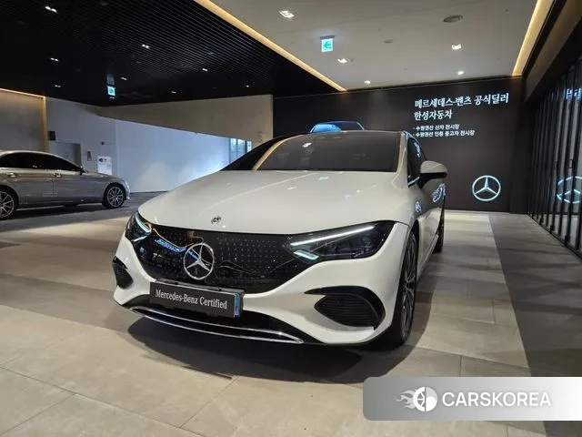 Mercedes-Benz EQE V295 2022 Белый из Кореи