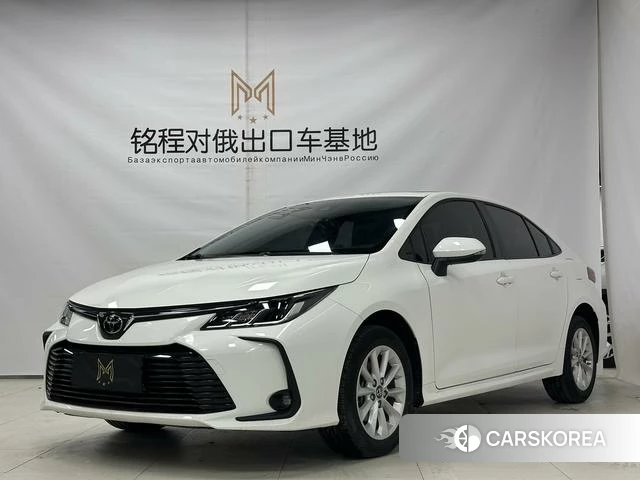 Toyota Corolla 2022 Белый из Китая