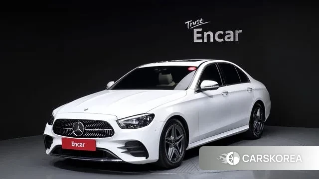 Mercedes-Benz E-Class W213 2023 Белый из Кореи