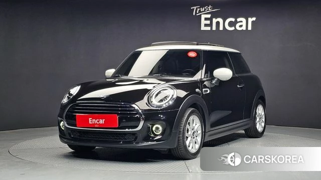 Mini Cooper 2021 Черный из Кореи