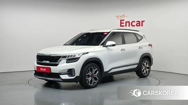 Kia Seltos 2022 Белый из Кореи