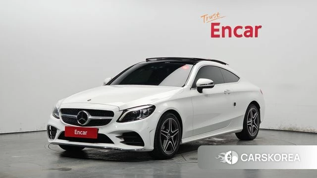 Mercedes-Benz C-Class W205 2021 Белый из Кореи