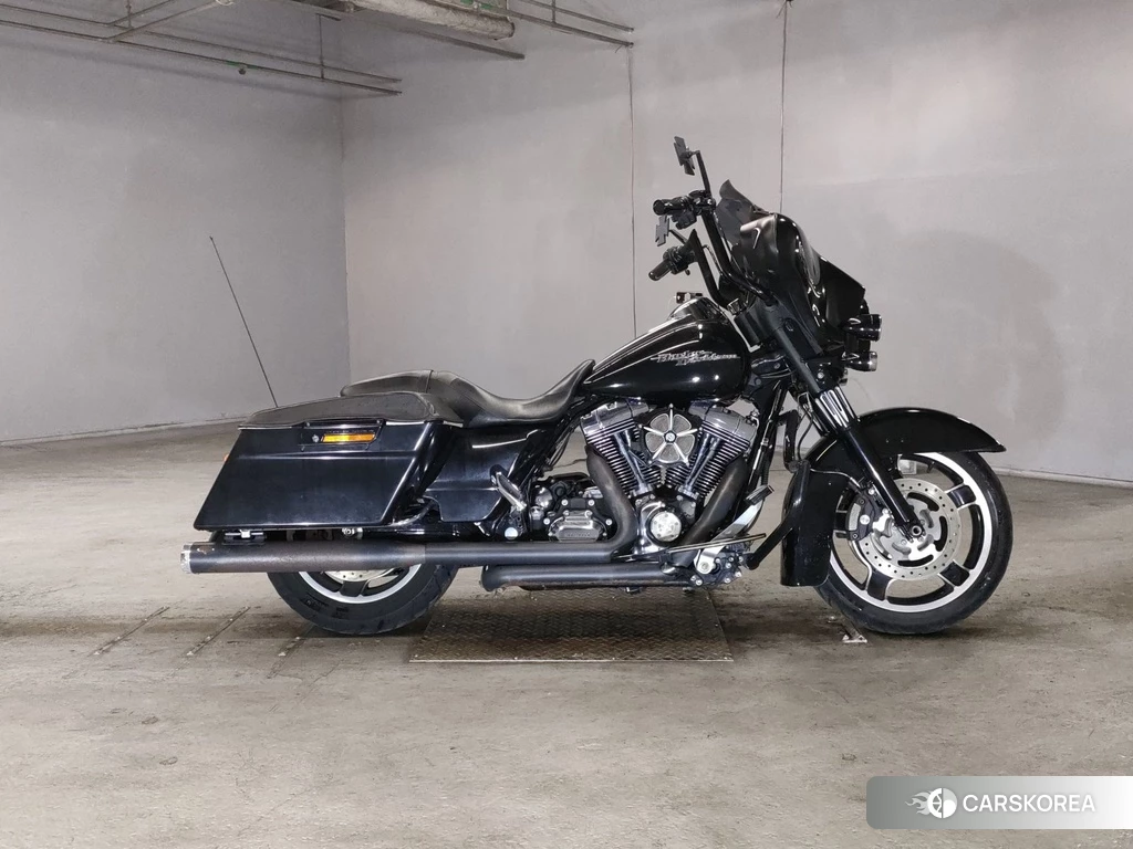 Проданный Harley-Davidson Street Glide FLHX1580 2010 из Японии, фото 2