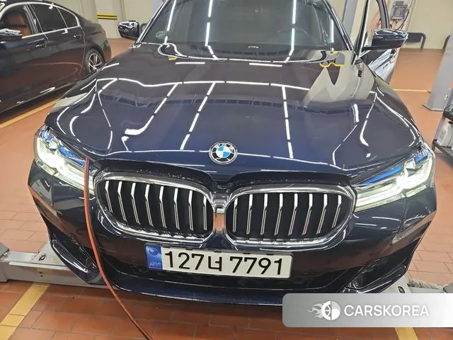 BMW 5 Series (G30) 2022 Черный из Кореи