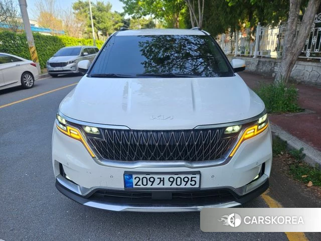 Kia Carnival 4th generation 2020 Белый двухцветный из Кореи
