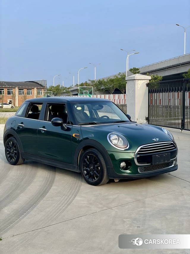 MINI Unknown 2018 Зеленый из Китая