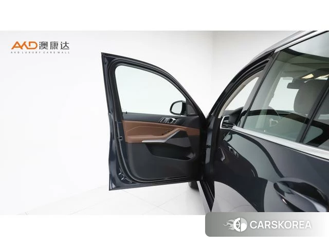 BMW X5 (imported) 2022 Темно-серый из Китая