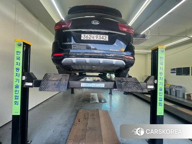Kia The New Carnival 2019 Черный из Кореи