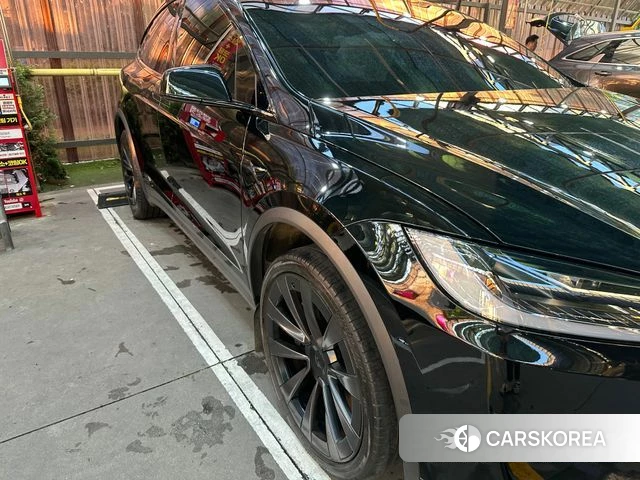 Tesla Model X 2023 Черный из Кореи