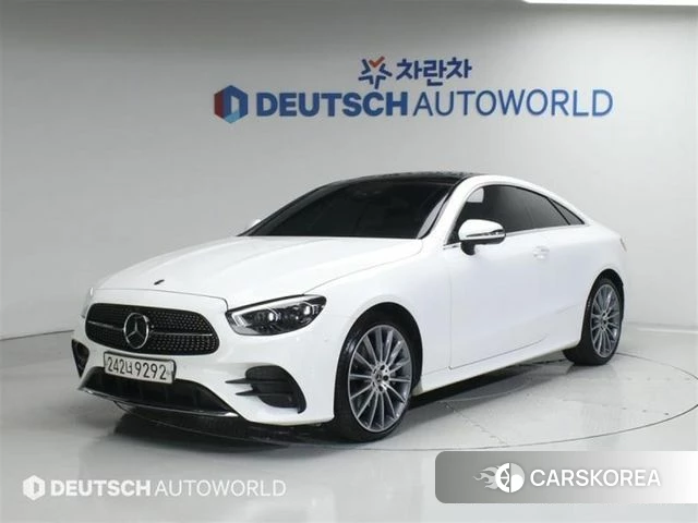 Mercedes-Benz E-Class W213 2021 Белый из Кореи