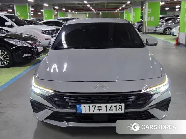 Hyundai The New Avante (CN7) 2023 Серебристо-серый из Кореи