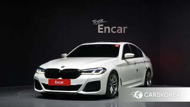 BMW 5 Series (G30) 2018 Белый из Кореи