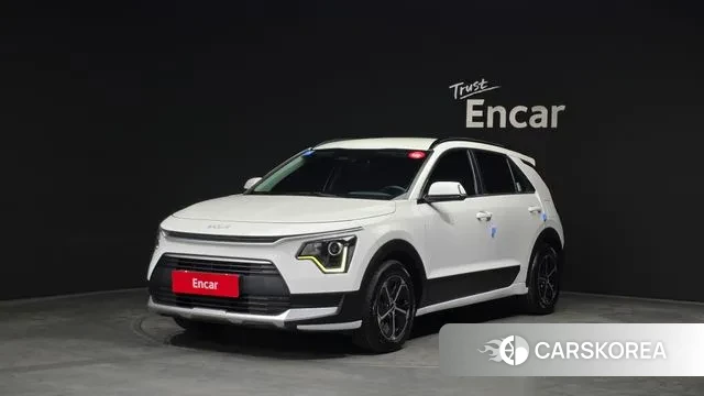 Kia Di Ol Nu Niro 2022 Белый из Кореи