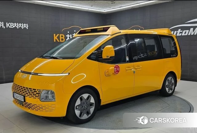 Hyundai Staria 2025 Желтый из Кореи