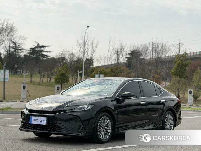 Toyota Camry 2024 Черный из Китая