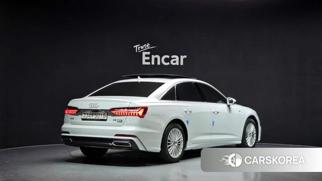 Audi A6 (C8) 2019 Белый из Кореи