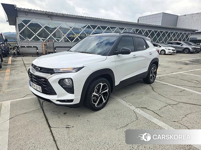 Chevrolet (GM Daewoo) Trailblazer 2021 Белый из Кореи