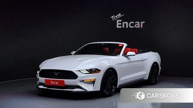 Ford Mustang 2023 Белый из Кореи