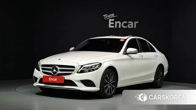 Mercedes-Benz C-Class W205 2020 Белый из Кореи