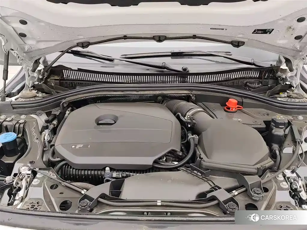 BMW 2 series 2025 Белый из Китая, фото 2