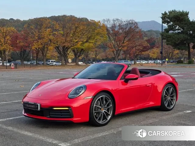 Porsche 911(992) 2024 Красный из Кореи