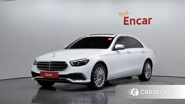 Mercedes-Benz E-Class W213 2022 Белый из Кореи