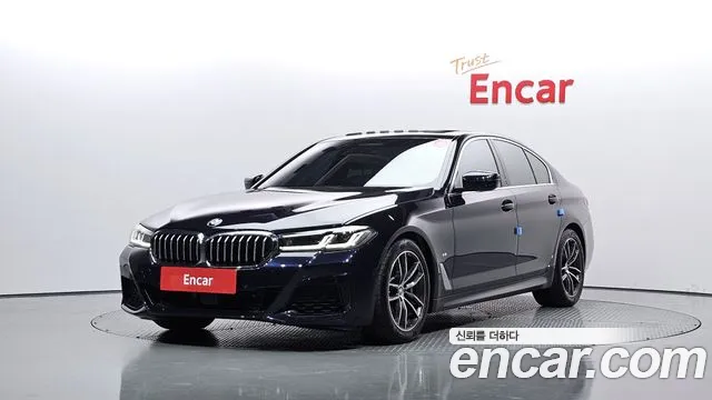 BMW 5 Series (G30) 2022 Черный из Кореи