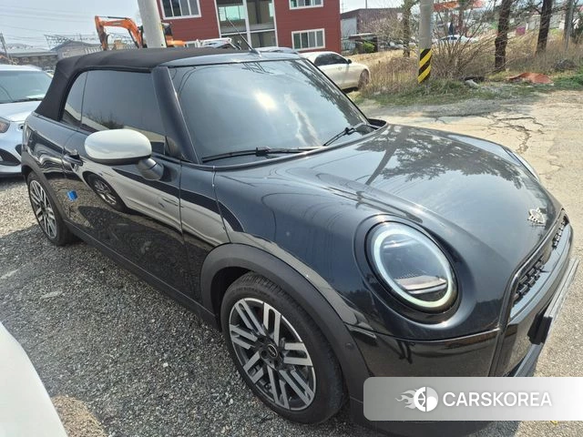 Mini Cooper C Convertible 4th Generation 2025 Черный из Кореи