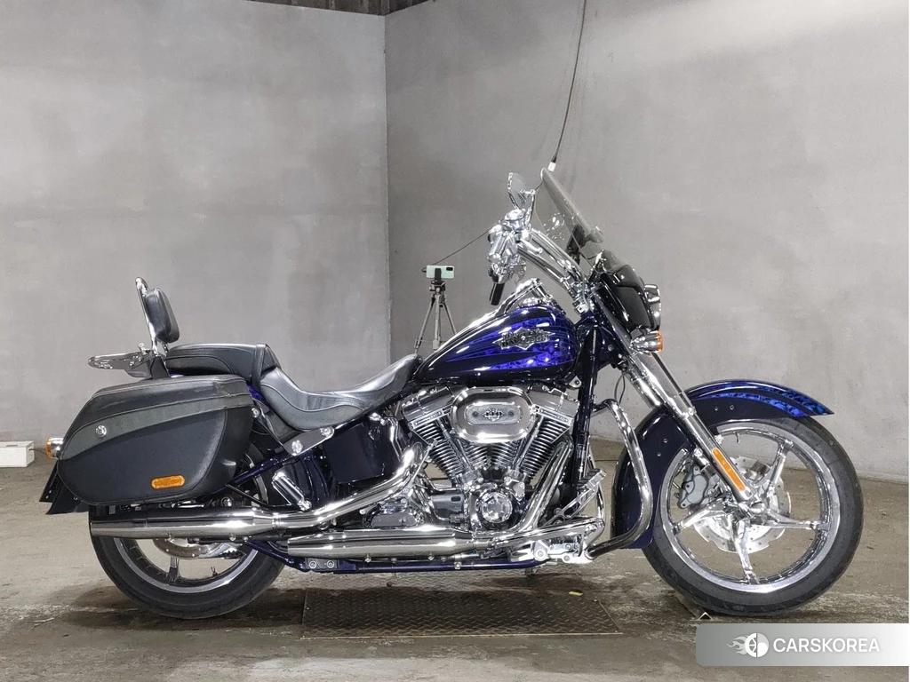 Проданный Harley-Davidson Heritage Springer FLSTSE1800 CVO 2012 из Японии