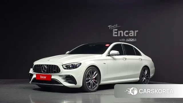 Mercedes-Benz E-Class W213 2022 Белый из Кореи