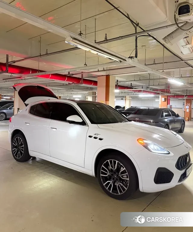 Maserati Grecale 2023 Белый из Кореи