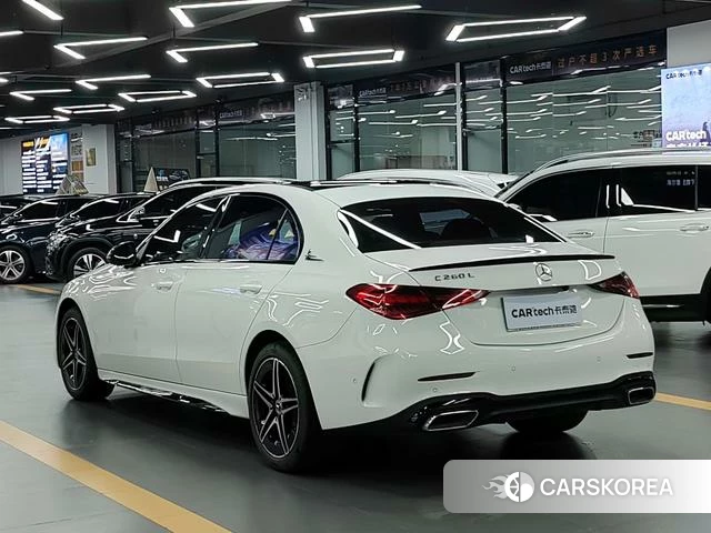 Mercedes-Benz Class C 2023 Белый из Китая