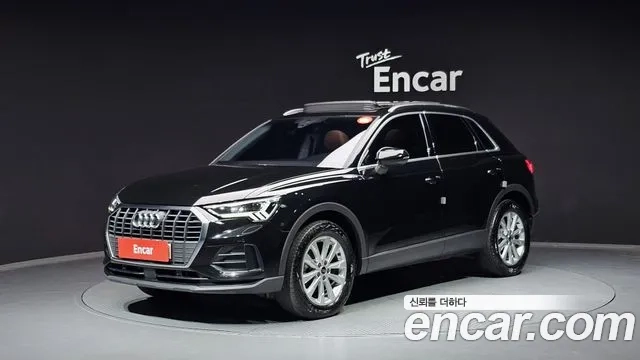 Audi Q3 (F3) 2023 Черный из Кореи