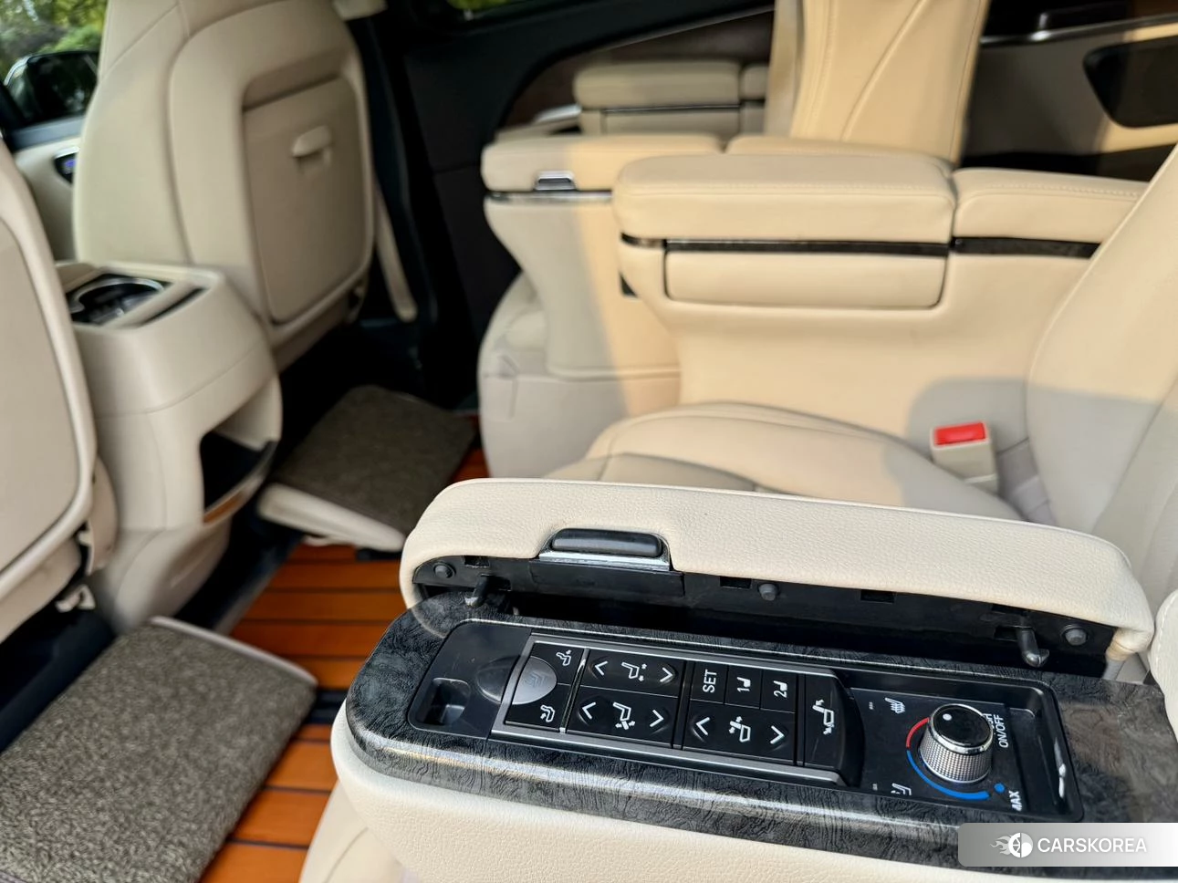 Mercedes-Benz V-class 2022 Черный из Китая