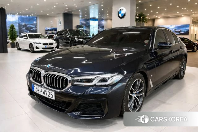 BMW 5 Series (G30) 2022 Черный из Кореи