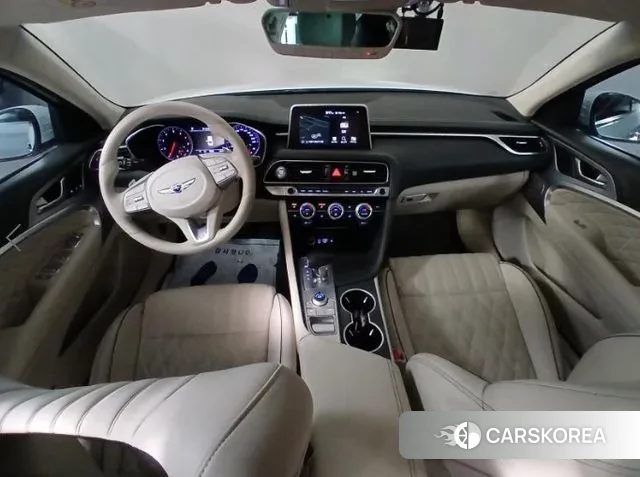 Genesis G70 2019 Серебристо-серый из Кореи