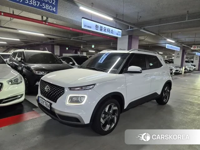 Hyundai Venue 2023 Белый из Кореи