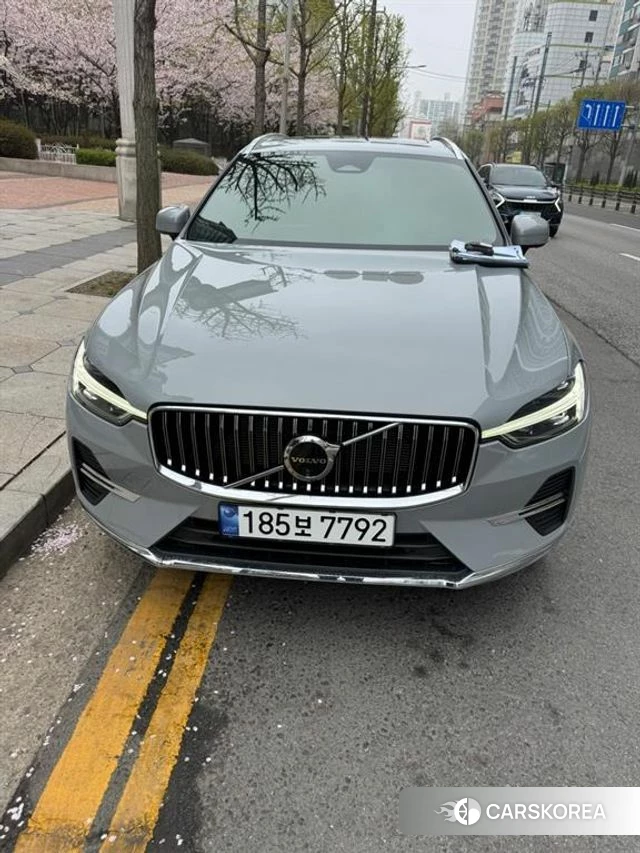 Volvo XC60 second Generation 2024 Серебристо-серый из Кореи