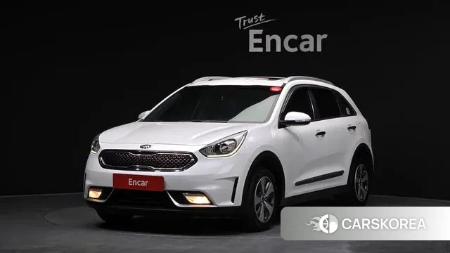 Kia Niro 2018 Белый из Кореи