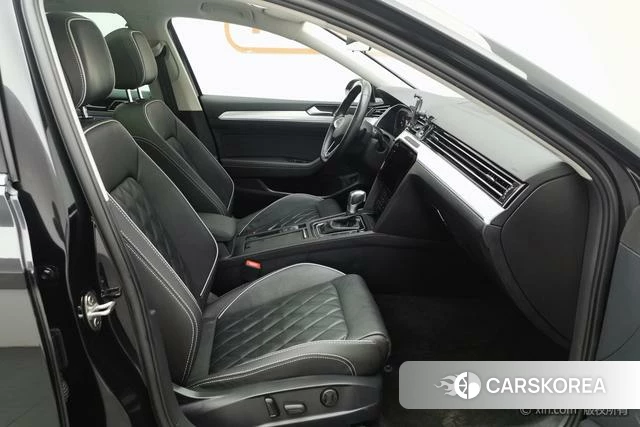 Volkswagen Magotan PHEV 2023 Черный из Китая