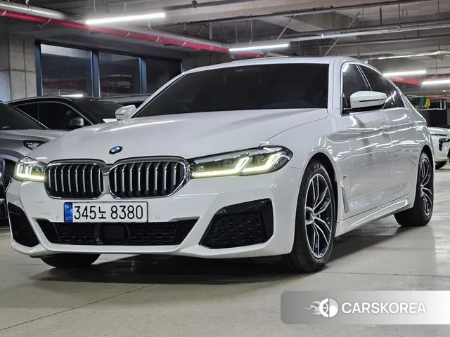 BMW 5 Series (G30) 2023 Белый из Кореи