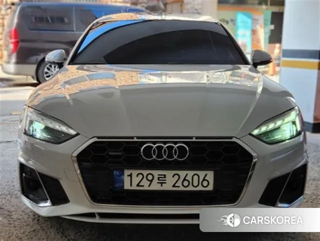 Audi A5 (F5) 2020 Белый из Кореи